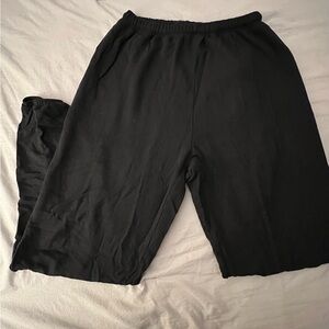 Aerie Black Sweatpants with Elastic Waistband and Relaxed Fit